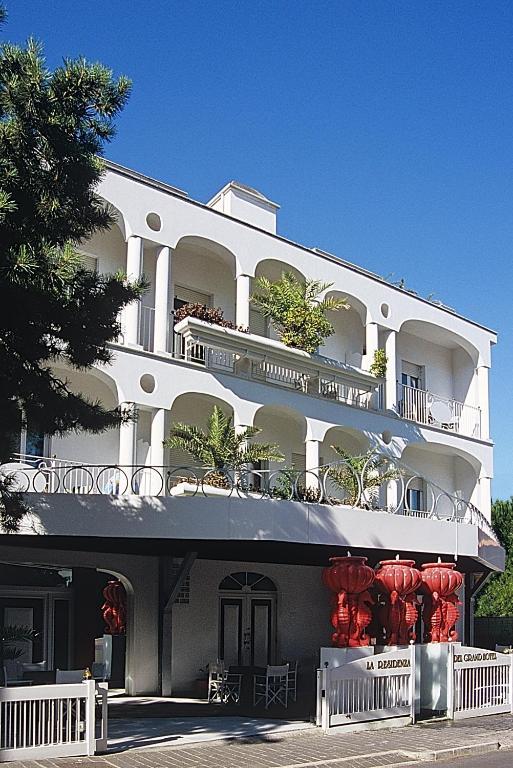 La Residenza Del Grand Hotel Gabicce Mare Exterior photo